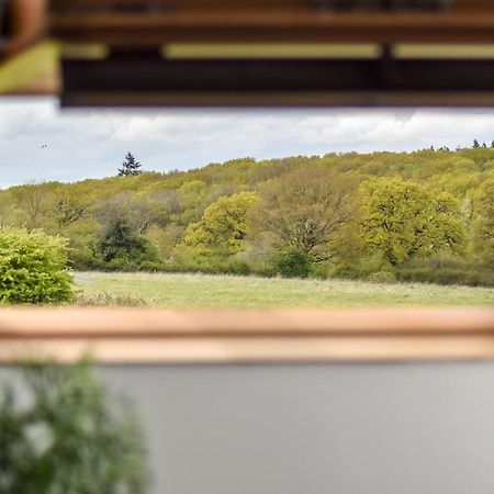 Hankerton The Lookout At Cloatley Meadow 아파트 외부 사진