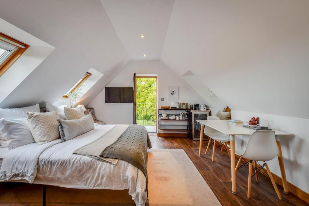 Hankerton The Lookout At Cloatley Meadow 아파트 외부 사진